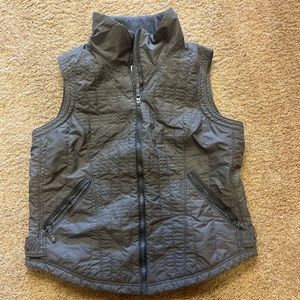 Columbia vest